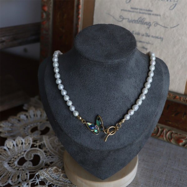 Butterfly Shell Pendant Freshwater Pearl Necklace