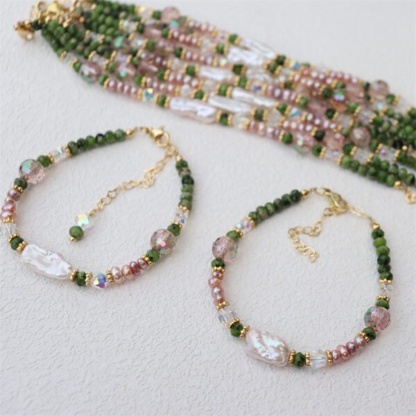 Freshwater Pearl Natural Stone Crystal Design Bracelet