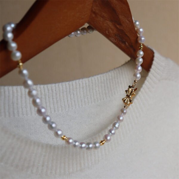 High Luster Freshwater Pearl Choker with Bow Clasp