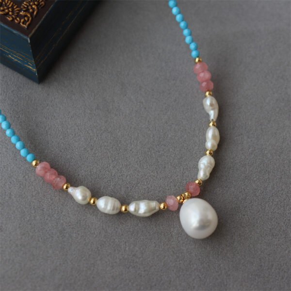 Natural Freshwater Pearl Gemstone Pendant Necklace