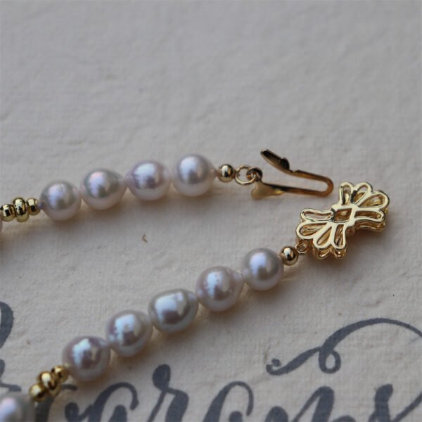 High Luster Freshwater Pearl Choker with Bow Clasp